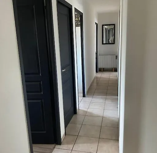 Calme Avec Piscine *