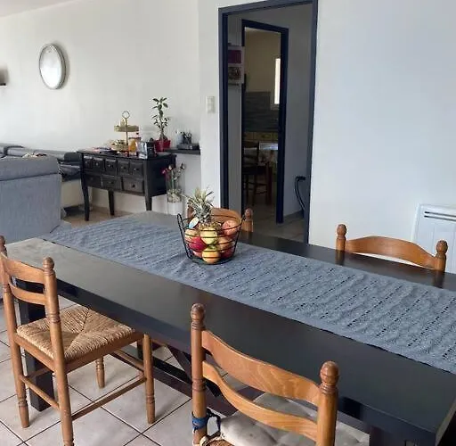 Villa Calme Avec Piscine *